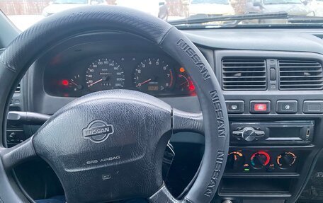 Nissan Almera, 1997 год, 135 000 рублей, 10 фотография