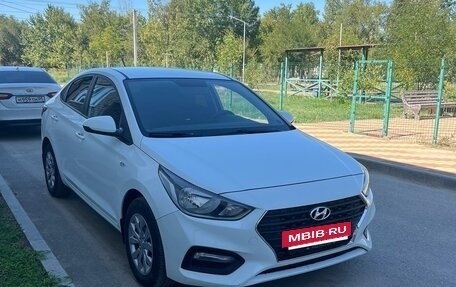 Hyundai Solaris II рестайлинг, 2017 год, 1 050 000 рублей, 2 фотография