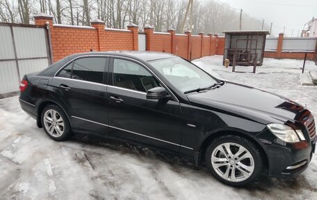 Mercedes-Benz E-Класс, 2012 год, 1 850 000 рублей, 2 фотография