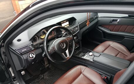 Mercedes-Benz E-Класс, 2012 год, 1 850 000 рублей, 9 фотография