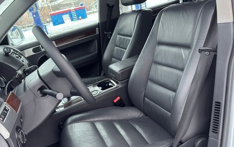 Volkswagen Touareg III, 2006 год, 919 000 рублей, 24 фотография