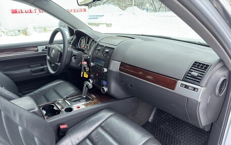 Volkswagen Touareg III, 2006 год, 919 000 рублей, 28 фотография