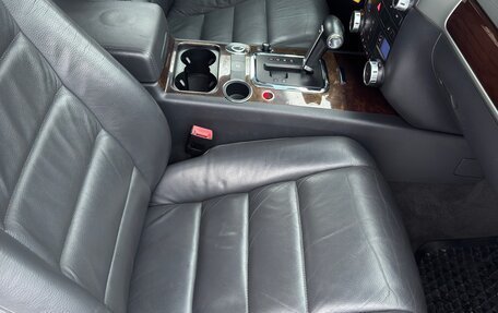 Volkswagen Touareg III, 2006 год, 919 000 рублей, 30 фотография