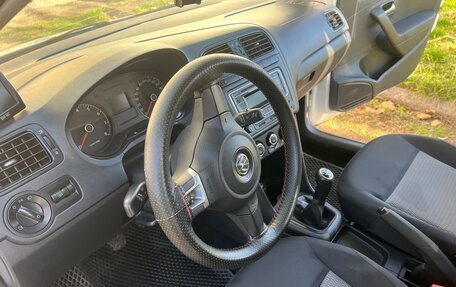 Volkswagen Polo VI (EU Market), 2012 год, 800 000 рублей, 8 фотография