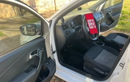 Volkswagen Polo VI (EU Market), 2012 год, 800 000 рублей, 9 фотография