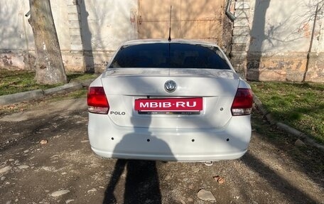 Volkswagen Polo VI (EU Market), 2012 год, 800 000 рублей, 3 фотография