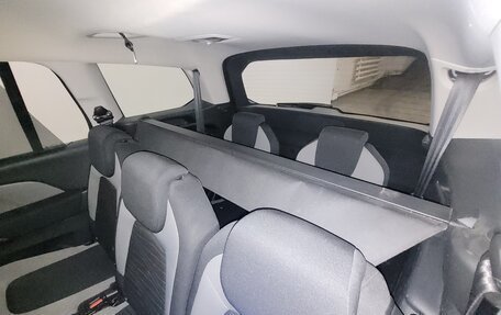 Citroen C4 Picasso II рестайлинг, 2014 год, 980 000 рублей, 15 фотография