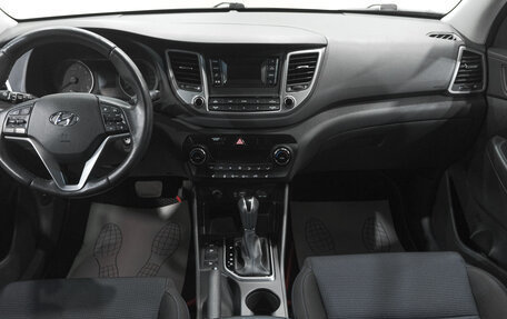 Hyundai Tucson III, 2017 год, 2 099 000 рублей, 15 фотография