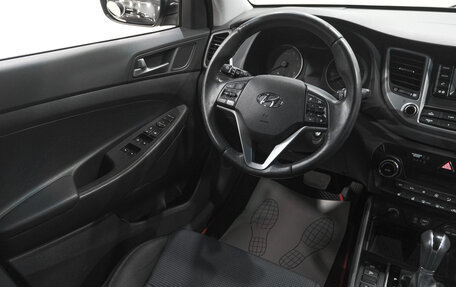 Hyundai Tucson III, 2017 год, 2 099 000 рублей, 13 фотография