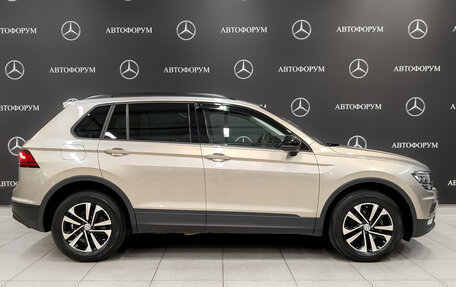 Volkswagen Tiguan II, 2019 год, 2 570 000 рублей, 4 фотография