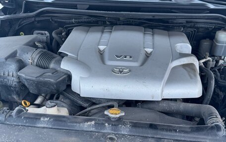 Toyota Land Cruiser 200, 2009 год, 2 950 000 рублей, 8 фотография