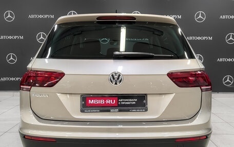 Volkswagen Tiguan II, 2019 год, 2 570 000 рублей, 6 фотография