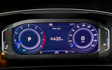 Volkswagen Tiguan II, 2019 год, 2 570 000 рублей, 13 фотография