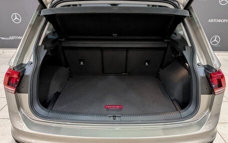 Volkswagen Tiguan II, 2019 год, 2 570 000 рублей, 10 фотография