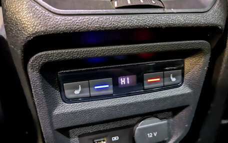 Volkswagen Tiguan II, 2019 год, 2 570 000 рублей, 25 фотография