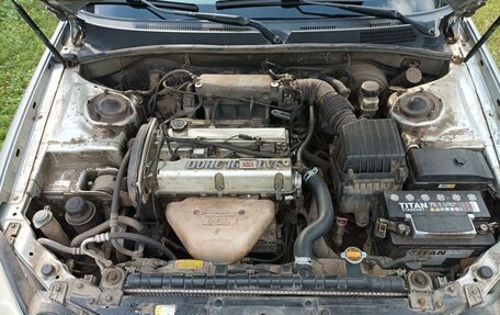 Hyundai Sonata IV рестайлинг, 2005 год, 250 000 рублей, 4 фотография