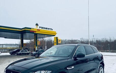 Jaguar F-Pace, 2017 год, 2 570 000 рублей, 18 фотография