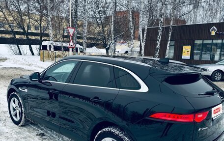 Jaguar F-Pace, 2017 год, 2 570 000 рублей, 12 фотография