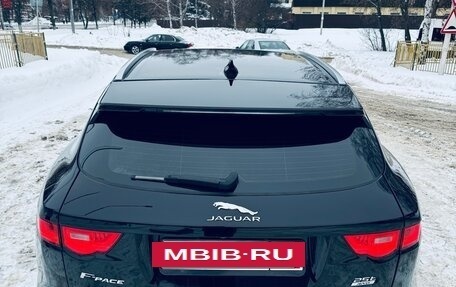 Jaguar F-Pace, 2017 год, 2 570 000 рублей, 14 фотография