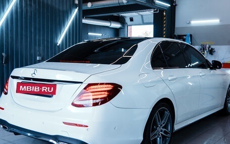 Mercedes-Benz E-Класс, 2016 год, 3 200 000 рублей, 9 фотография