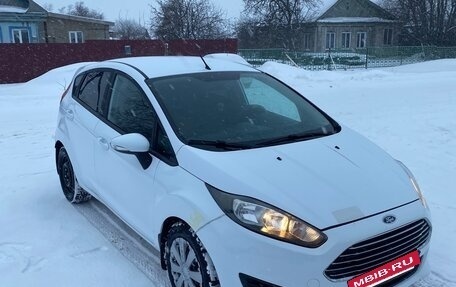 Ford Fiesta, 2016 год, 831 000 рублей, 3 фотография