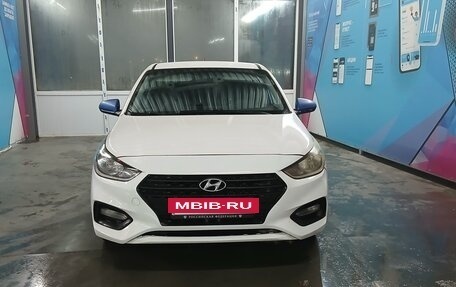 Hyundai Solaris II рестайлинг, 2018 год, 850 000 рублей, 7 фотография