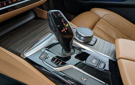 BMW 5 серия, 2019 год, 3 810 000 рублей, 26 фотография