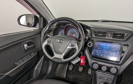 KIA Rio III рестайлинг, 2016 год, 1 120 000 рублей, 25 фотография