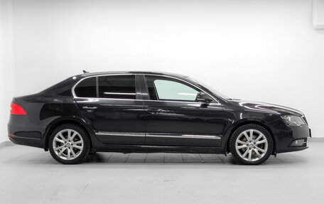 Skoda Superb III рестайлинг, 2013 год, 1 550 000 рублей, 4 фотография