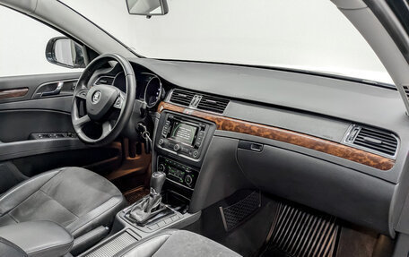 Skoda Superb III рестайлинг, 2013 год, 1 550 000 рублей, 11 фотография