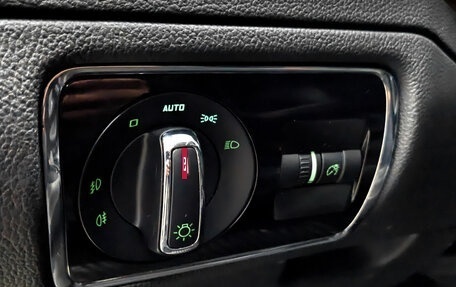 Skoda Superb III рестайлинг, 2013 год, 1 550 000 рублей, 26 фотография