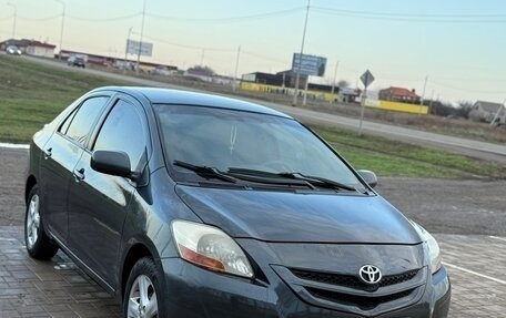 Toyota Yaris III рестайлинг, 2008 год, 670 000 рублей, 1 фотография