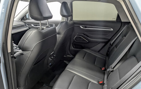 Geely Emgrand, 2024 год, 1 775 000 рублей, 12 фотография