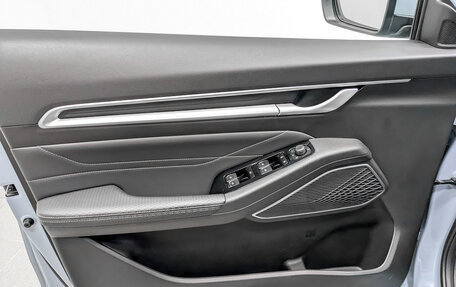 Geely Emgrand, 2024 год, 1 775 000 рублей, 19 фотография