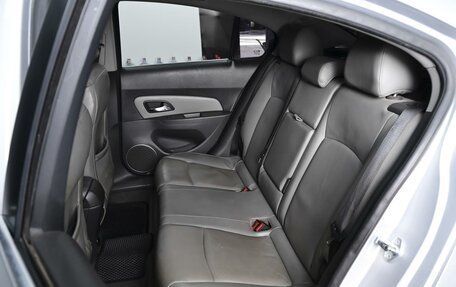 Chevrolet Cruze II, 2009 год, 738 000 рублей, 9 фотография