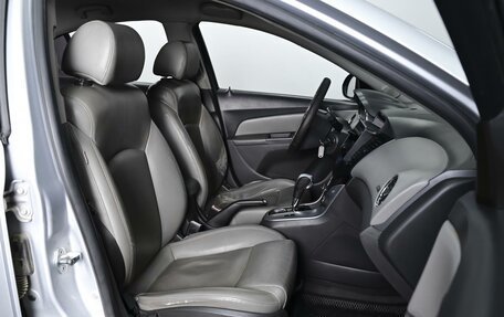 Chevrolet Cruze II, 2009 год, 738 000 рублей, 8 фотография