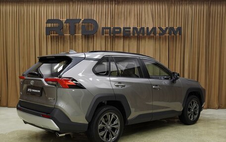Toyota RAV4, 2025 год, 4 300 000 рублей, 3 фотография