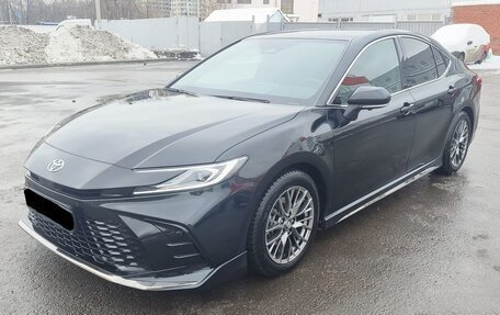 Toyota Camry, 2025 год, 3 900 000 рублей, 1 фотография