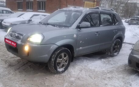 Hyundai Tucson III, 2006 год, 730 000 рублей, 1 фотография