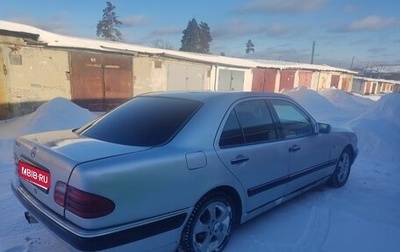 Mercedes-Benz E-Класс, 1996 год, 400 000 рублей, 1 фотография