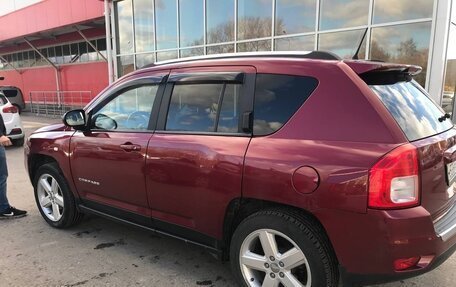 Jeep Compass I рестайлинг, 2012 год, 880 000 рублей, 1 фотография