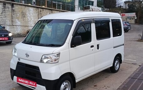 Daihatsu Hijet X, 2018 год, 800 000 рублей, 1 фотография