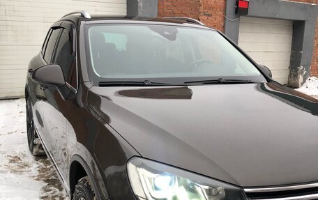 Volkswagen Touareg III, 2015 год, 2 960 000 рублей, 2 фотография