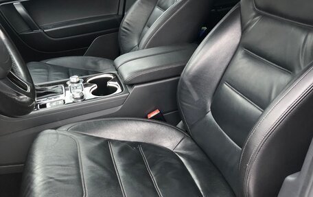 Volkswagen Touareg III, 2015 год, 2 960 000 рублей, 4 фотография