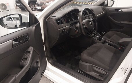 Volkswagen Jetta VI, 2016 год, 1 250 000 рублей, 15 фотография