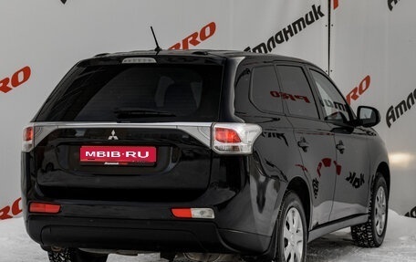 Mitsubishi Outlander III рестайлинг 3, 2012 год, 1 380 000 рублей, 7 фотография