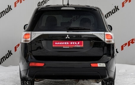 Mitsubishi Outlander III рестайлинг 3, 2012 год, 1 380 000 рублей, 6 фотография