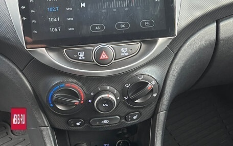 Hyundai Solaris II рестайлинг, 2014 год, 1 150 000 рублей, 9 фотография