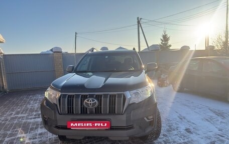 Toyota Land Cruiser Prado 150 рестайлинг 2, 2020 год, 6 099 000 рублей, 2 фотография