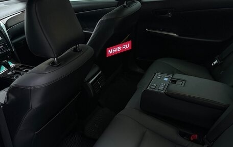 Toyota Camry, 2015 год, 2 100 000 рублей, 14 фотография